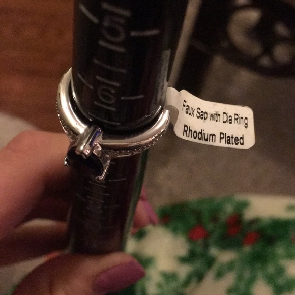 Faux sapphire ring - Picture 4 of 4